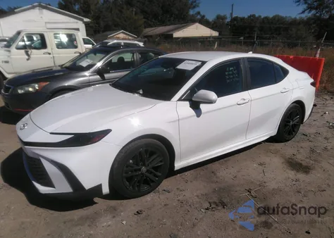 2025 Toyota Camry Se из США, поврежденный, VIN 4T1DAACK9SU530475